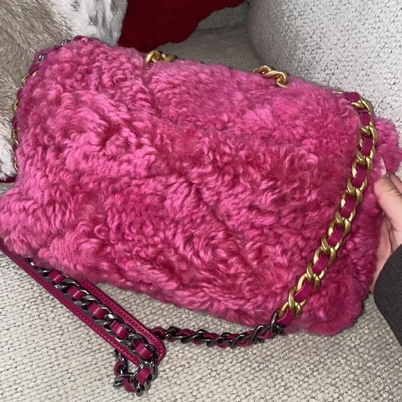 Chanel 19 Flap Bag Sherling Medium Pink - Picture 6 of 8